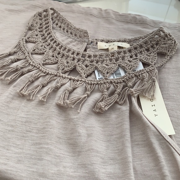 Dressy Cotton Tee with Fringe/Tassel - Sandstone M - Picture 9 of 9